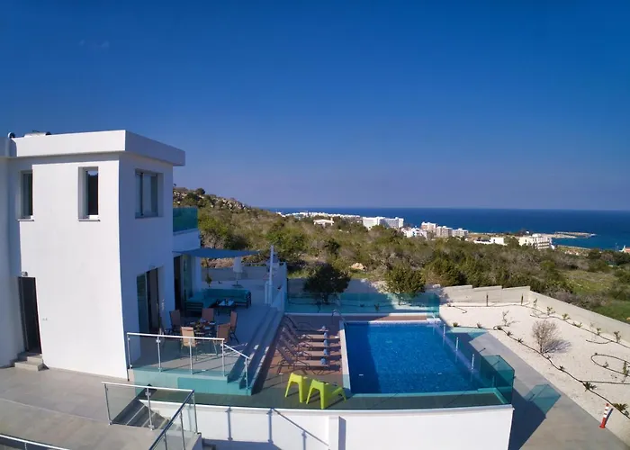 Aetopetra Villa Protaras