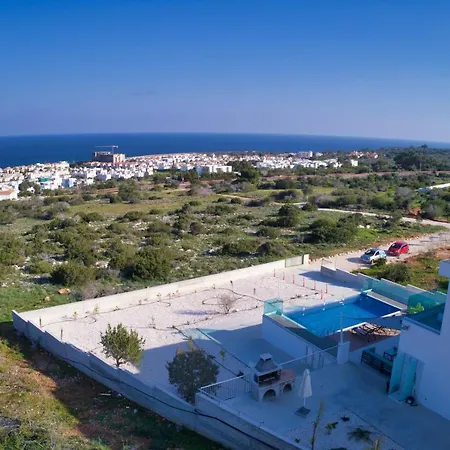 Aetopetra Πρωταράς