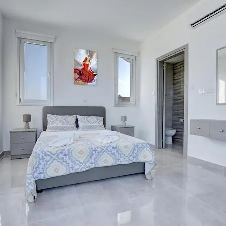 Villa Aetopetra