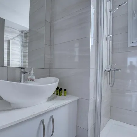 Βίλα Aetopetra *