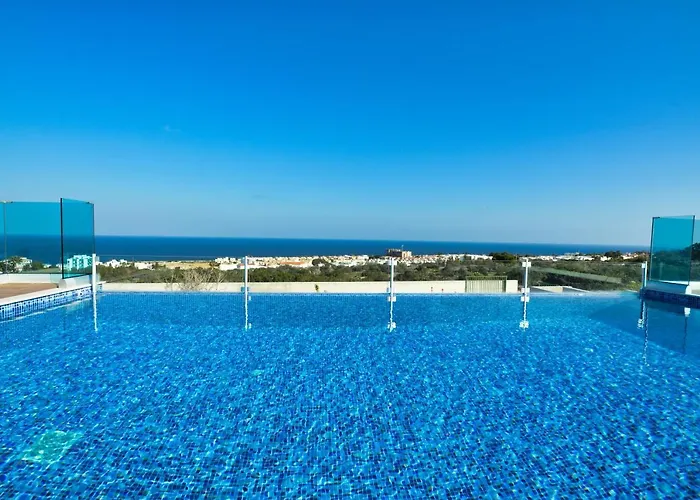 Aetopetra * Protaras