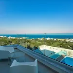 فيلة Aetopetra *